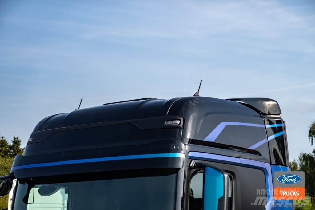 Ford F-MAX 500 4x2 Cavalos Mecânicos