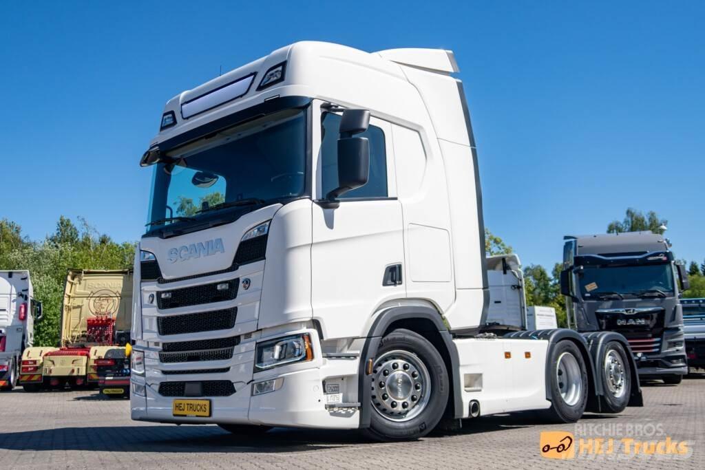Scania R450 A6x2NB Cavalos Mecânicos