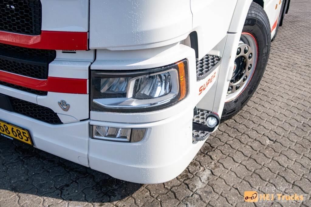 Scania R660 A6x2NB Cavalos Mecânicos