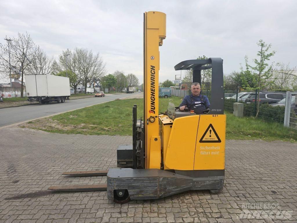 Jungheinrich ETVQ20 Empilhadores de 4 vias
