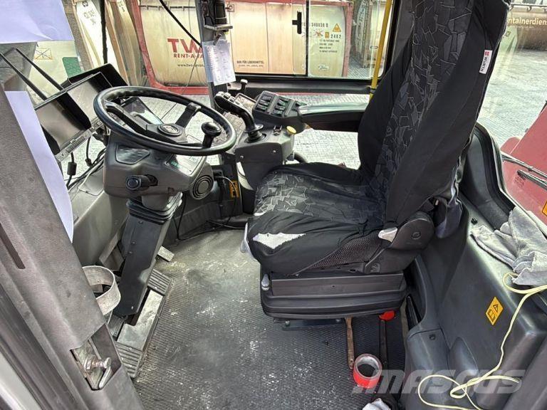 Kalmar DRF400-60C5 Guindastes móveis