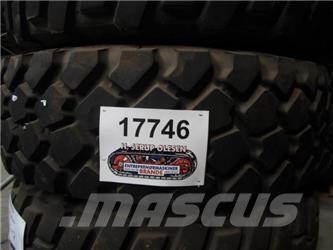  13.00R20 dæk - 1 stk. Pneus
