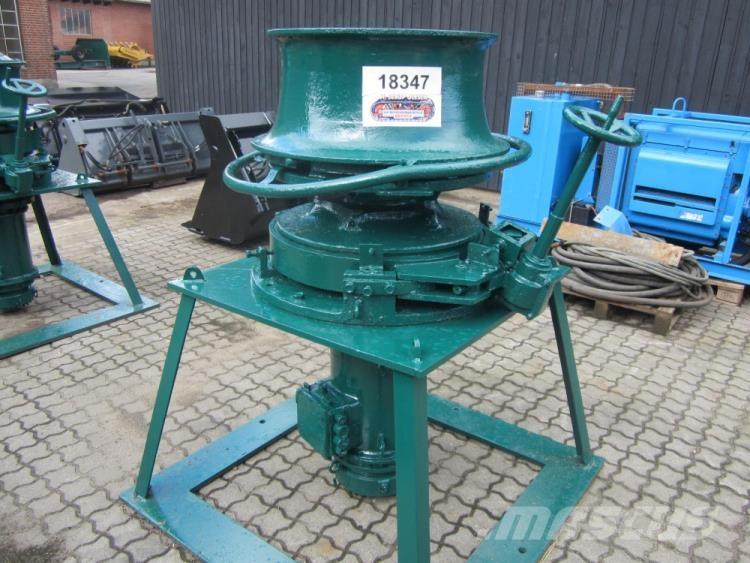  Capstan spil VEB 1AVSP IV Guinchos, elevadores e elevações de materiais
