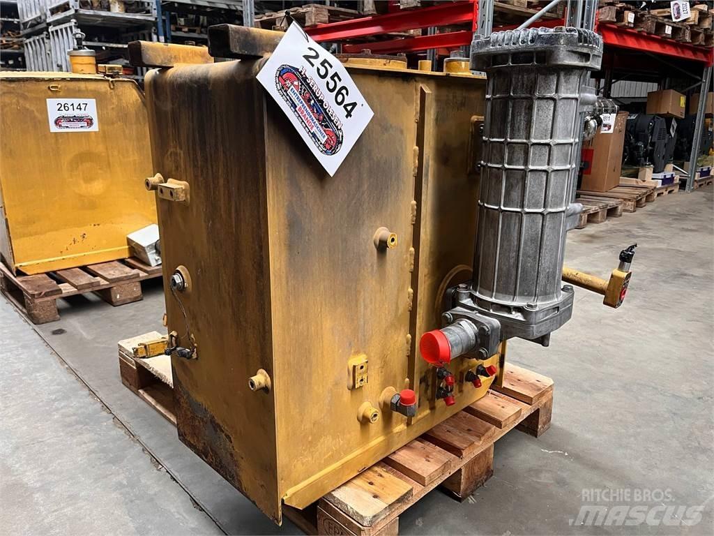 CAT 323D hydrauliktank Hidráulica