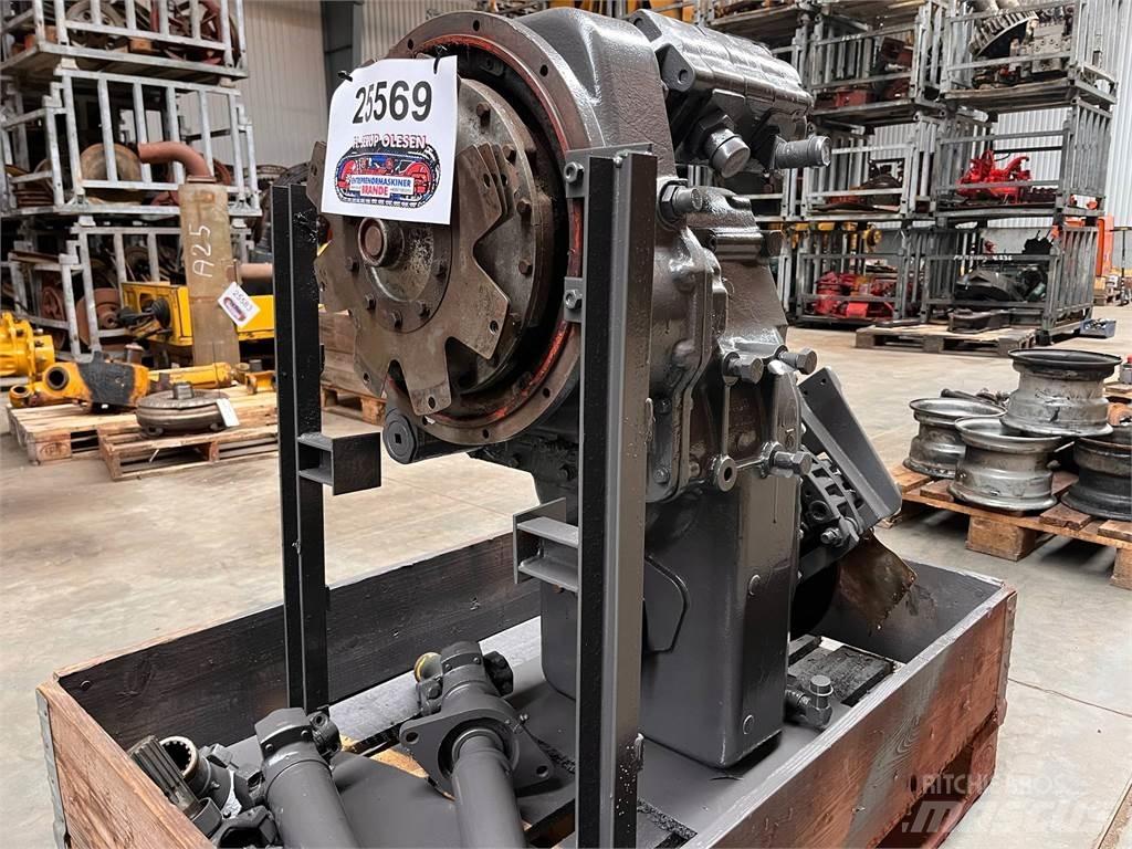 Clark 45C transmission Transmissăo