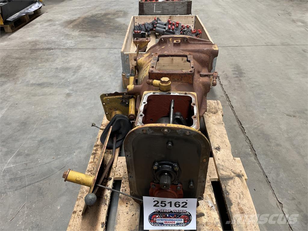 Ford 550 Gearkasse Transmissăo