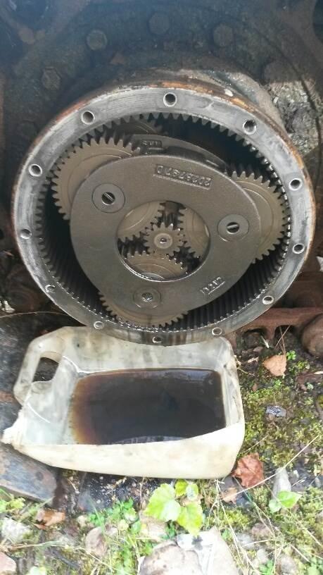 Hitachi EX120-S Køregear Transmissăo