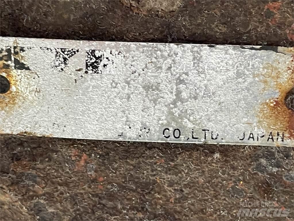  JCB200LC Køregear Transmissăo
