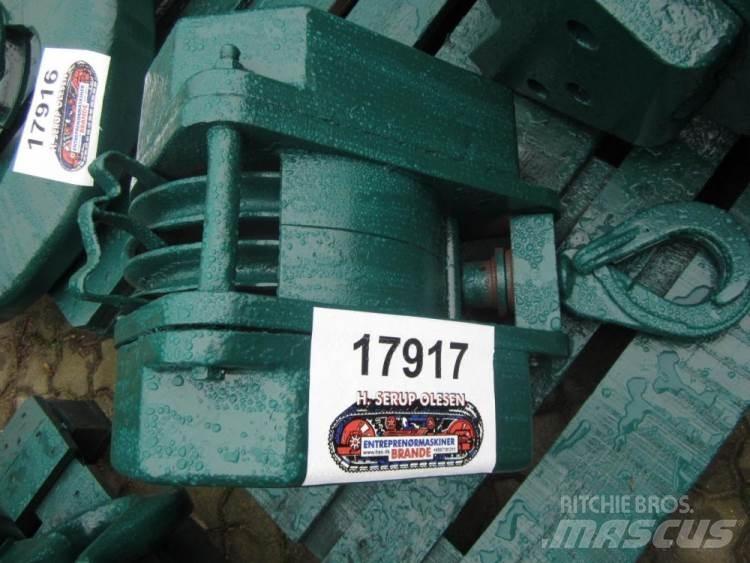  Krankrog ca. 5 ton Peças e equipamento de gruas
