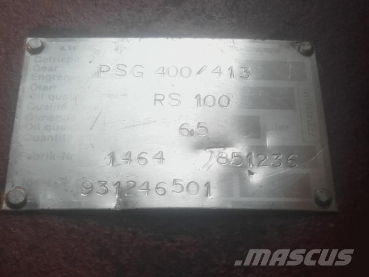 Liebherr R932 Krøjegear Transmissăo