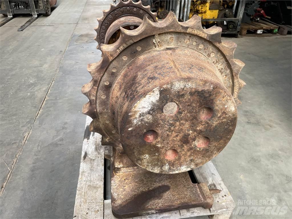 Liebherr R942 Køregear Transmissăo