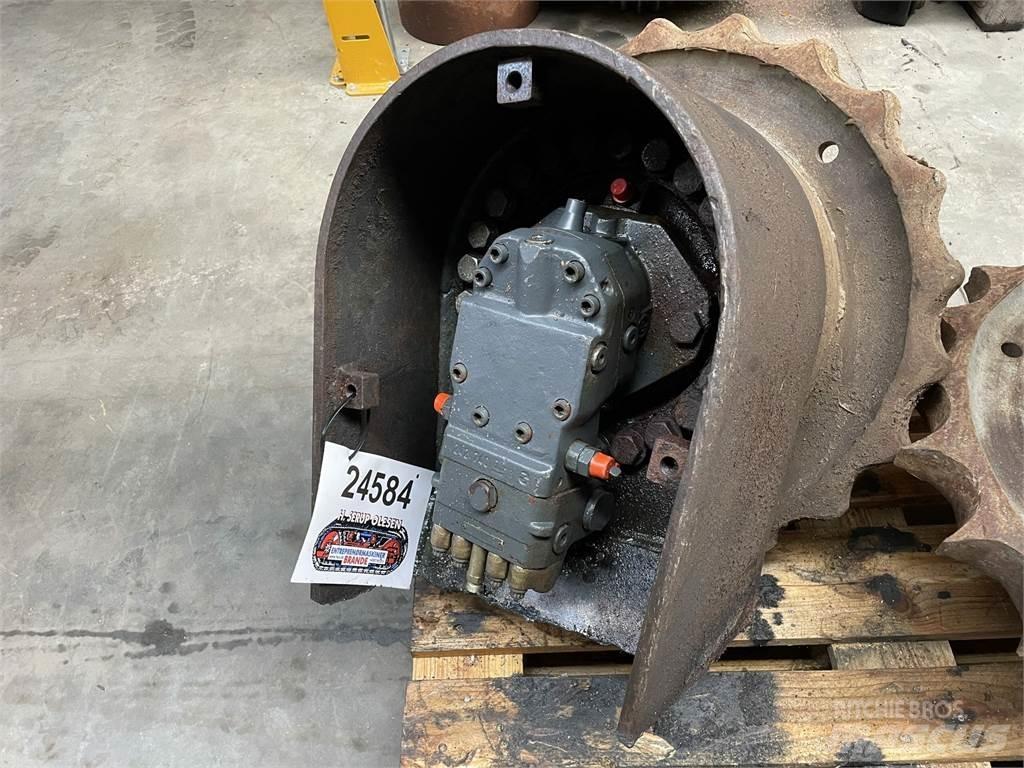 O&K RH9 Køregear Transmissăo
