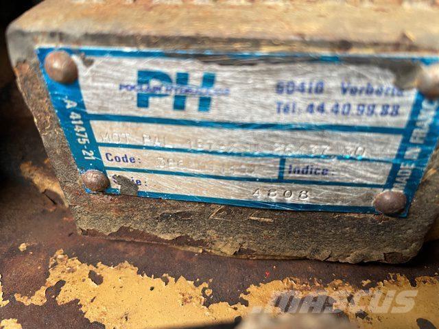 Poclain 125CK Krøjegear Transmissăo