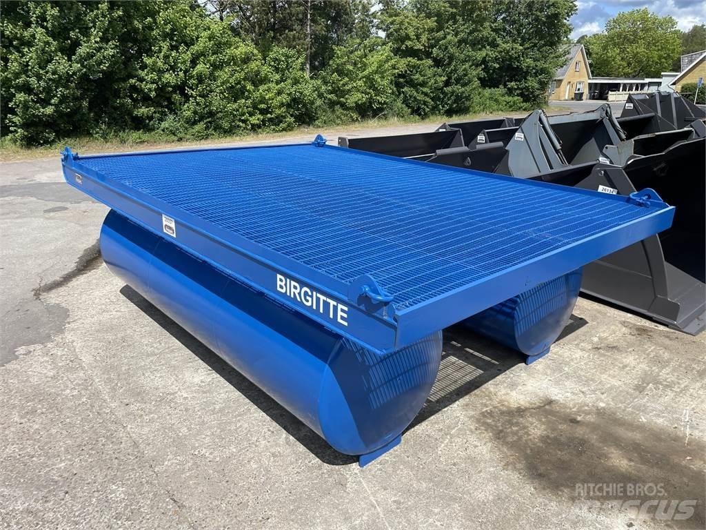 Pram med 2 pontoner Batelőes / barcaças