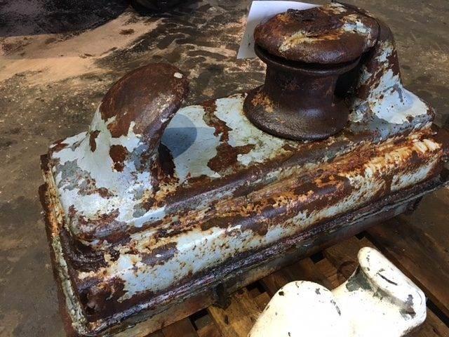  Rulleklyds med konsol Unidades Motores Marítimos