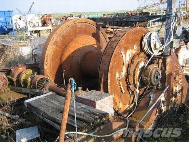  Spil - vægt ca. 7 ton Guinchos, elevadores e elevações de materiais
