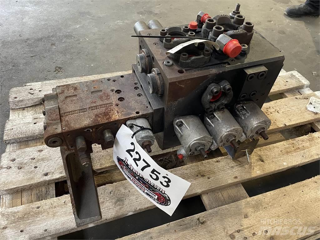  Ventilblok ex. Volvo EW160D Hidráulica