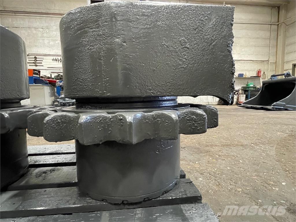 Volvo EC210LC Køregear Transmissăo