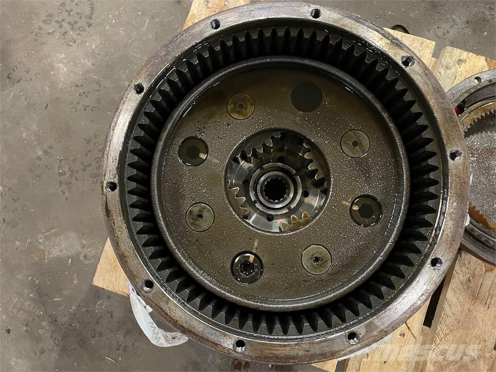 Volvo EC230B Køregear Transmissăo