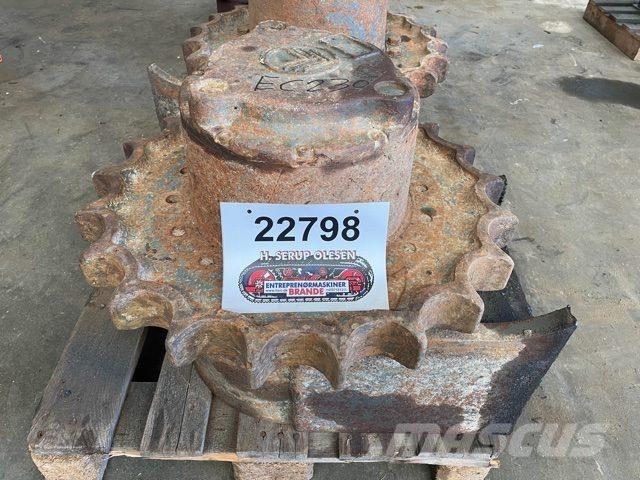 Volvo EC230B Køregear Transmissăo