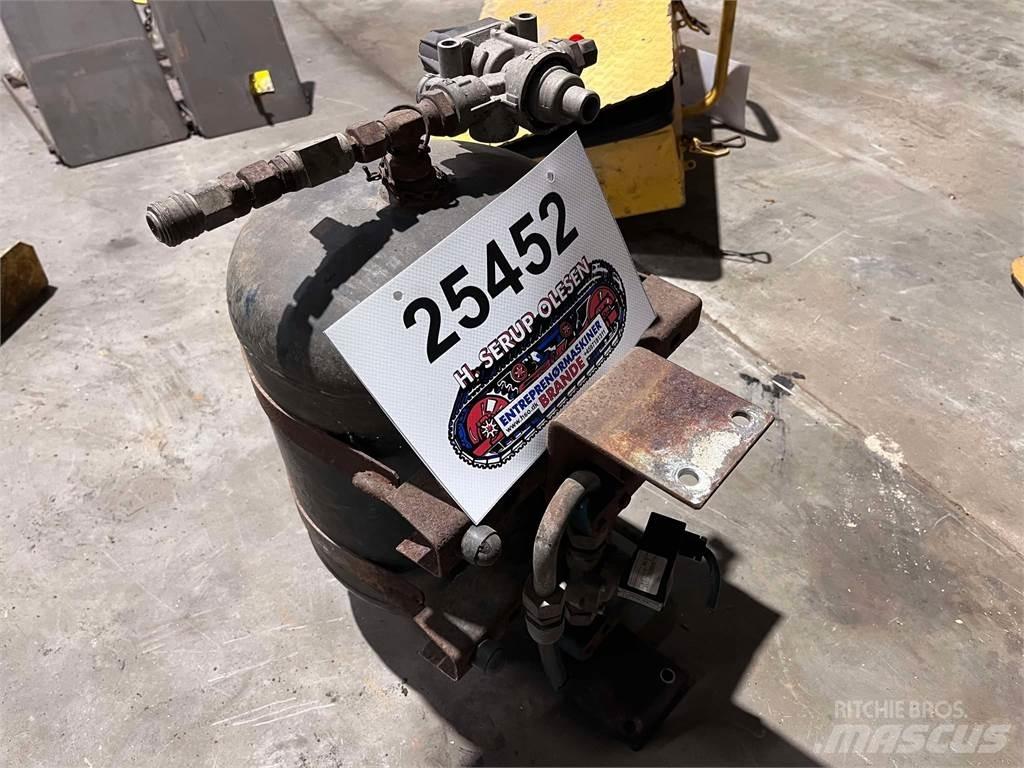 Volvo L120F lufttank Outros componentes