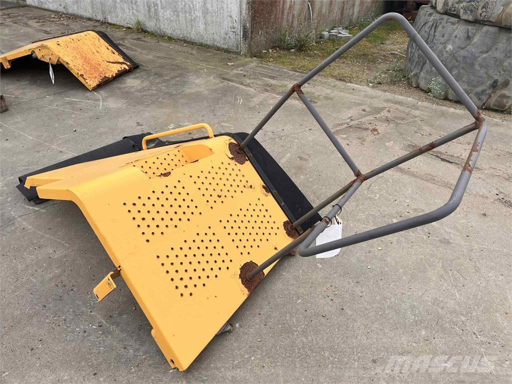 Volvo L220E højre bagskærm Outros componentes