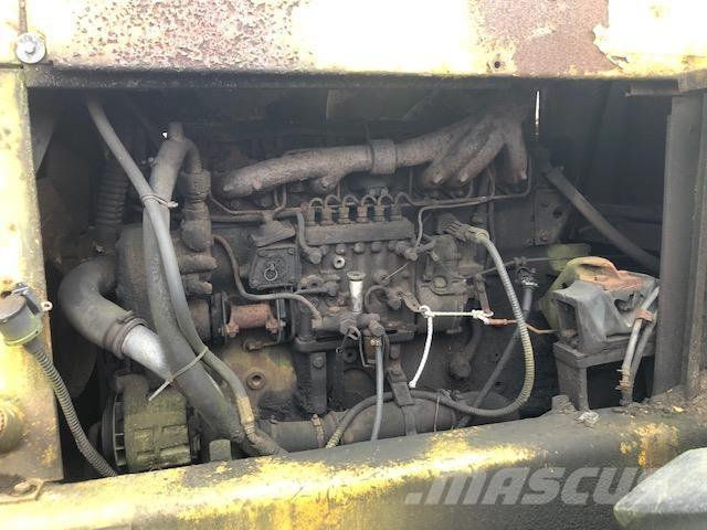 Volvo LM1240 til ophug Carregadeiras de rodas