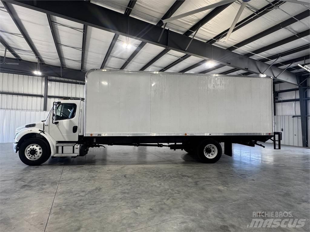 Freightliner M2 Caminhões de caixa fechada