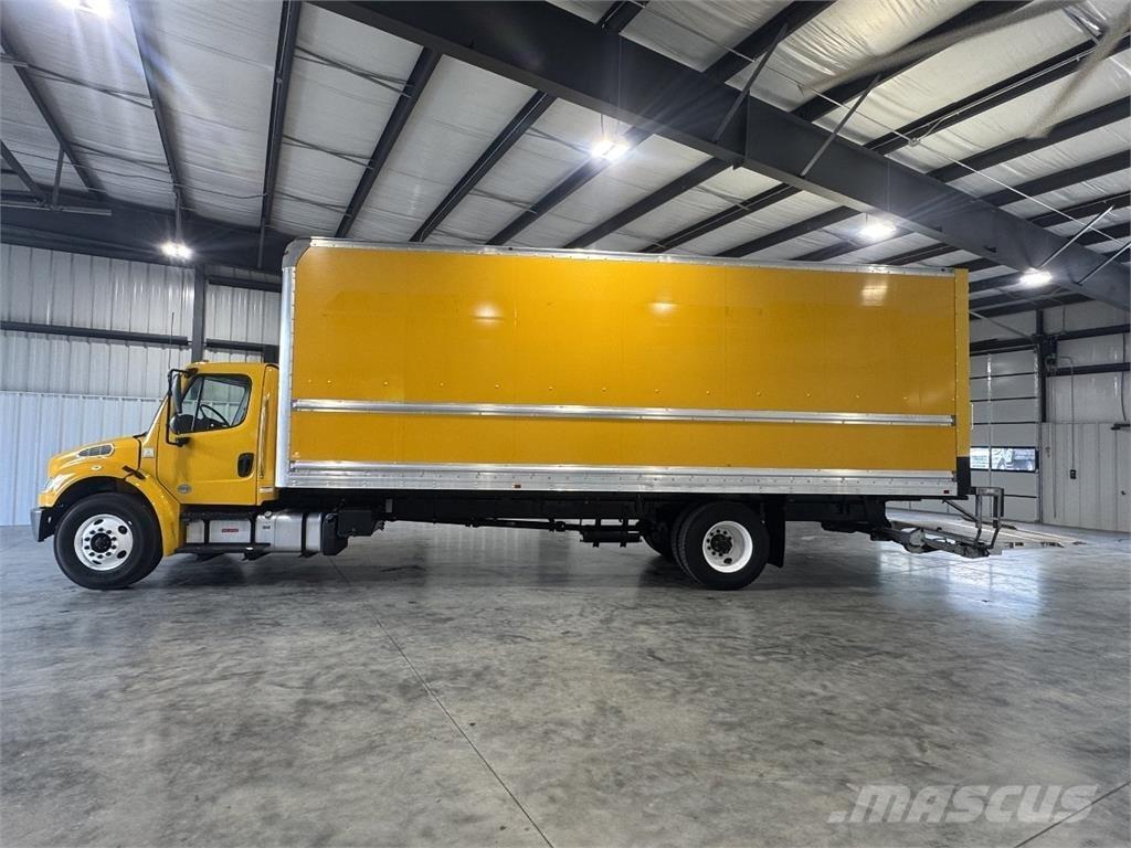 Freightliner M2 Caminhões de caixa fechada