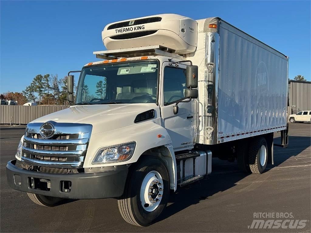 Hino 268 Caminhões caixa temperatura controlada