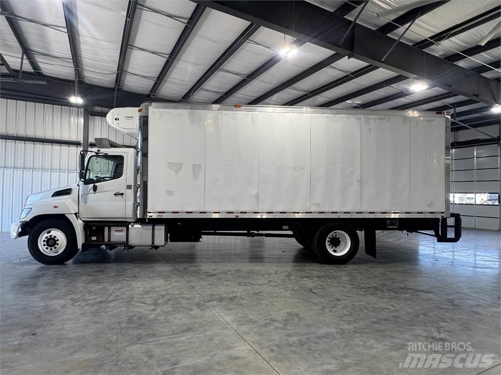 Hino 268 Caminhões caixa temperatura controlada