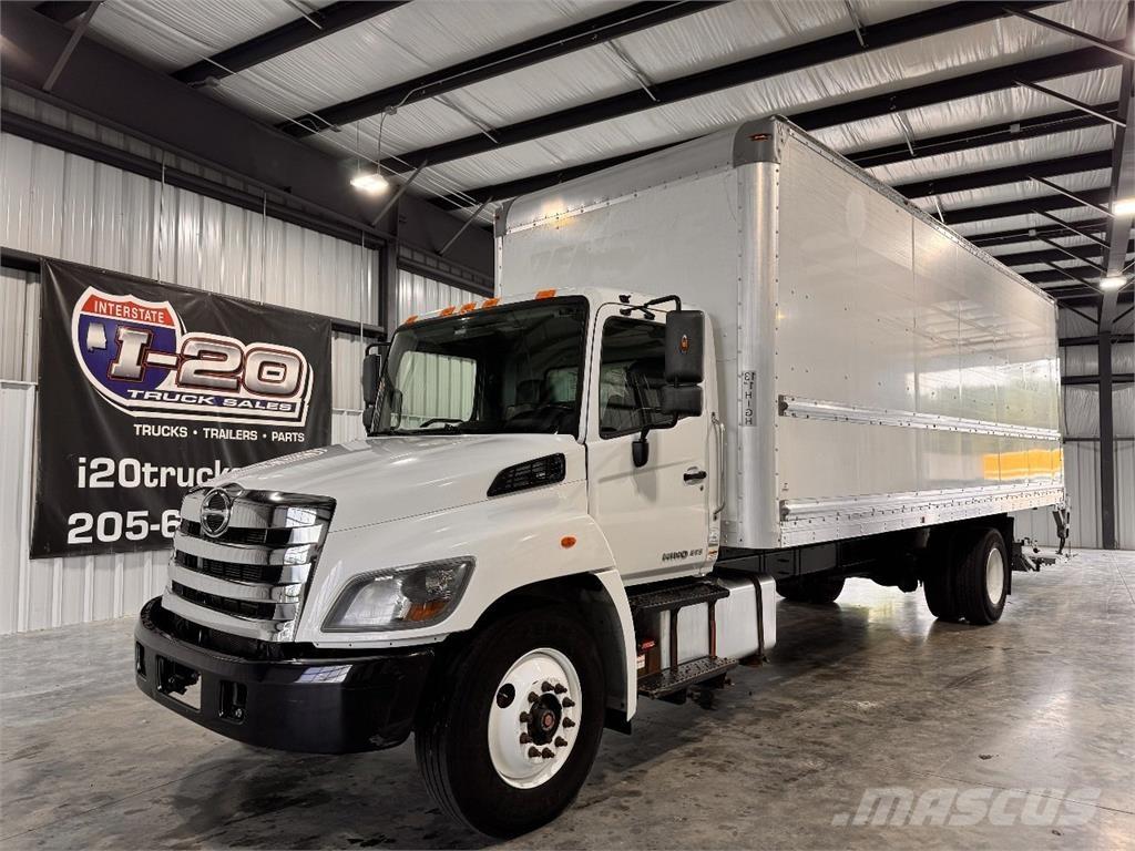 Hino 268 Caminhões de caixa fechada