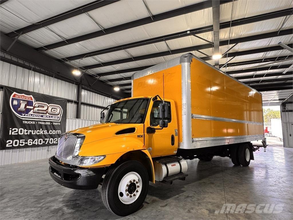 International MV607 Caminhões de caixa fechada