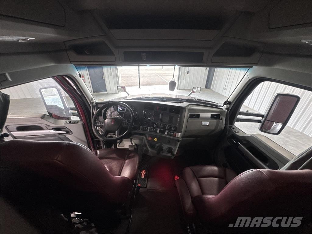 Kenworth T680 Cavalos Mecânicos