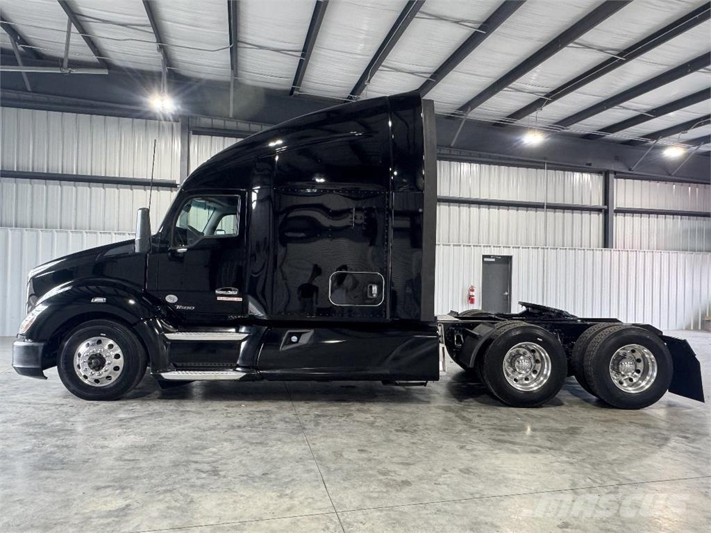 Kenworth T680 Cavalos Mecânicos