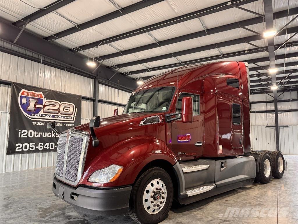 Kenworth T680 Cavalos Mecânicos