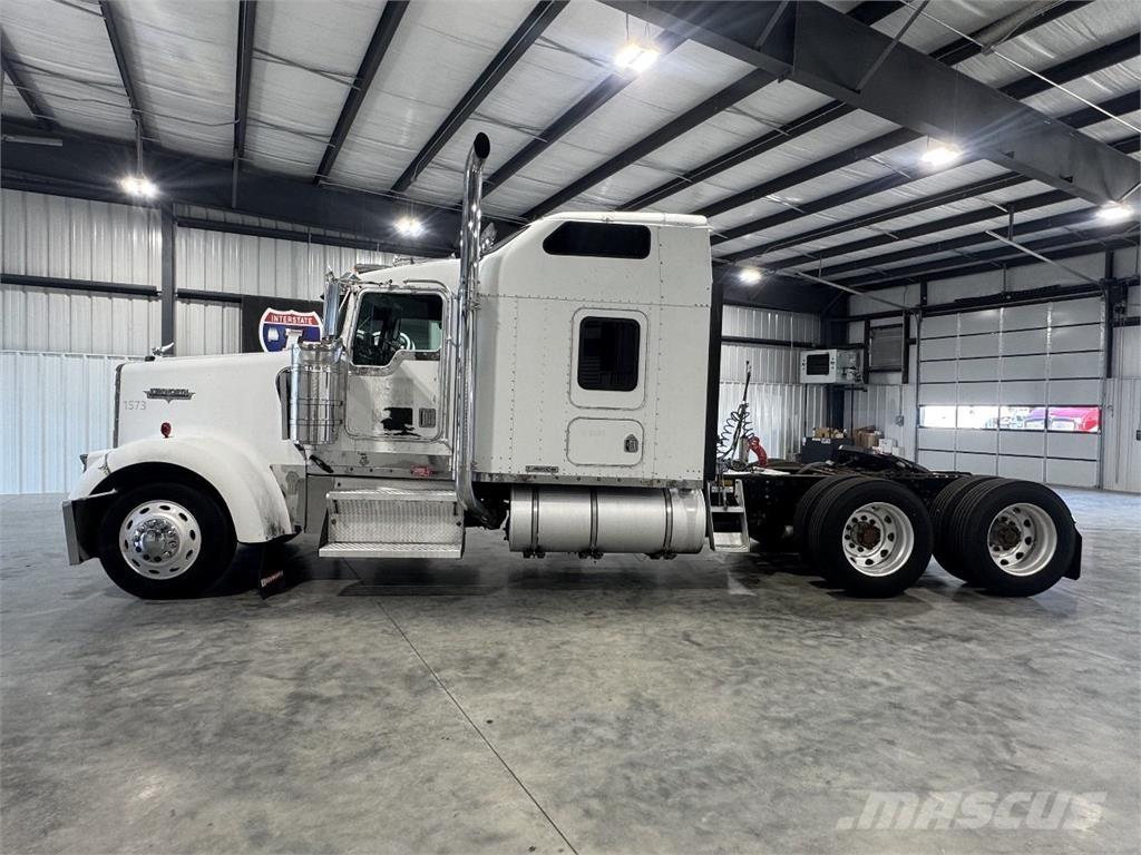 Kenworth W900 Cavalos Mecânicos