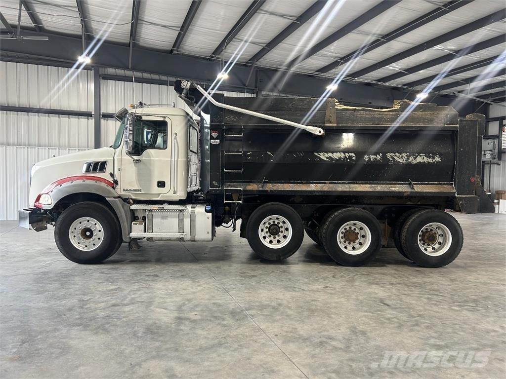 Mack Granite Camiões basculantes