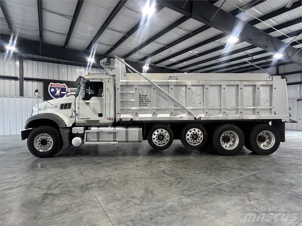 Mack GU713 Camiões basculantes