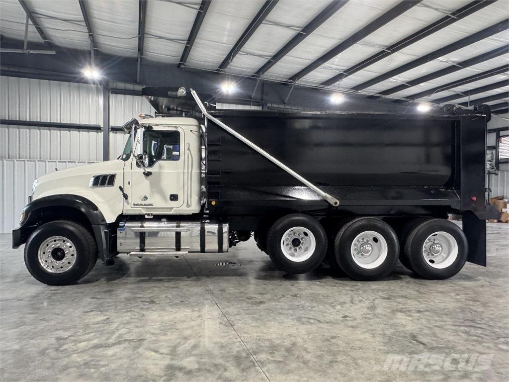 Mack GU713 Camiões basculantes