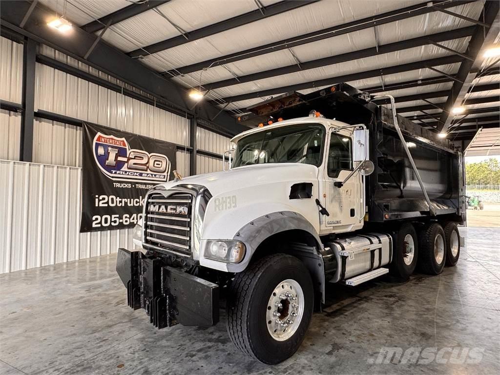 Mack GU713 Camiões basculantes