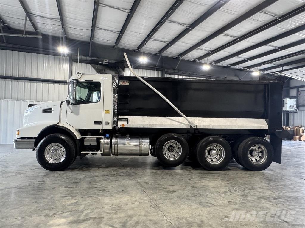 Volvo VHD Camiões basculantes