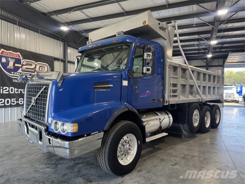 Volvo VHD Camiões basculantes