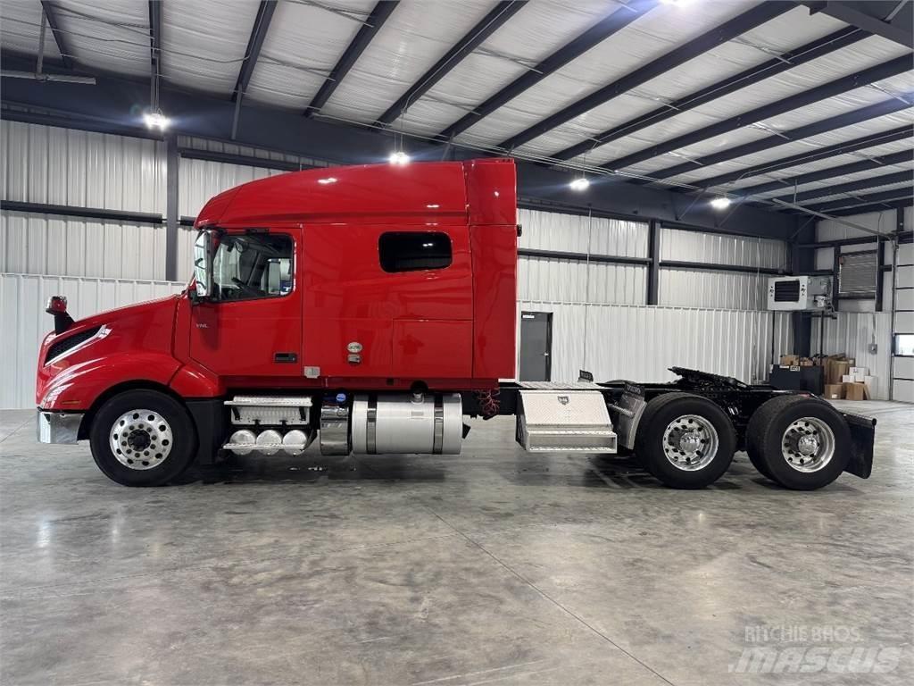 Volvo VNL64T740 Cavalos Mecânicos