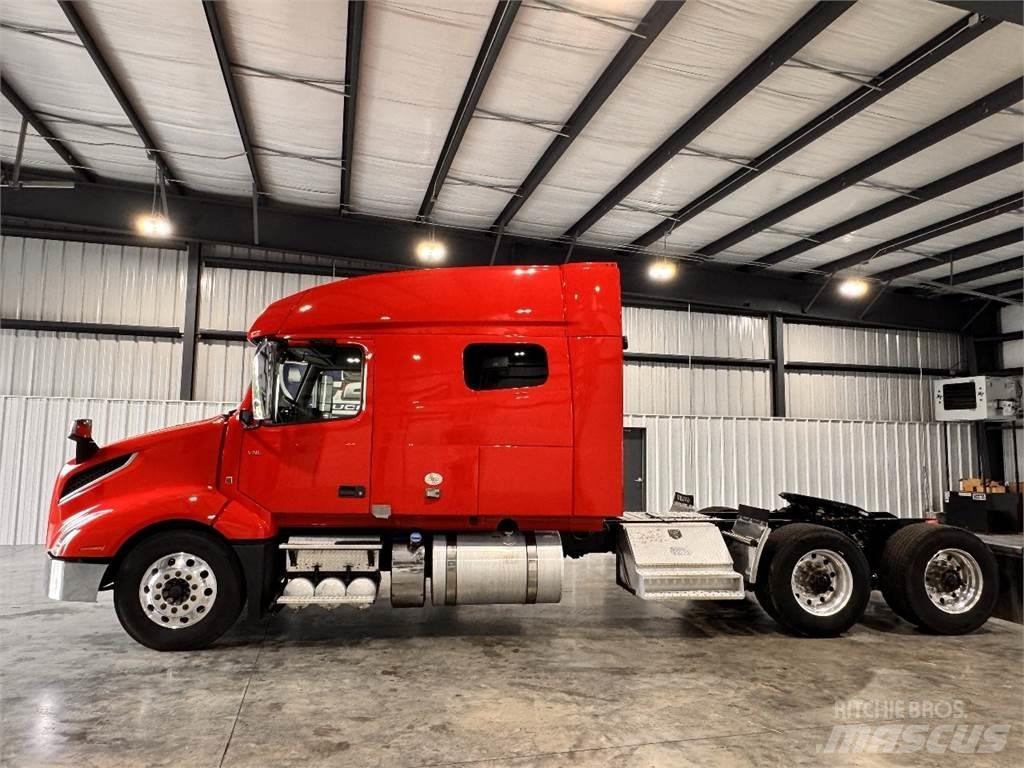 Volvo VNL64T740 Cavalos Mecânicos