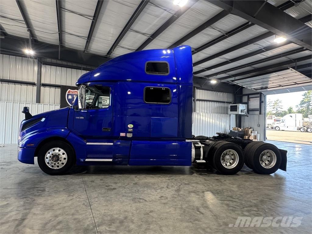 Volvo VNL860 Cavalos Mecânicos