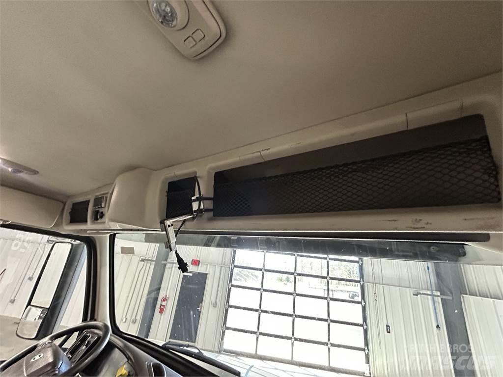 Volvo VNM64T200 Cavalos Mecânicos