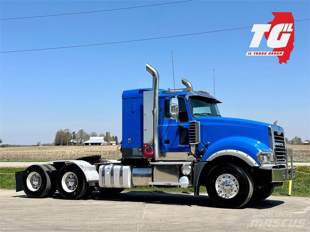 Mack Titan TD713 Cavalos Mecânicos