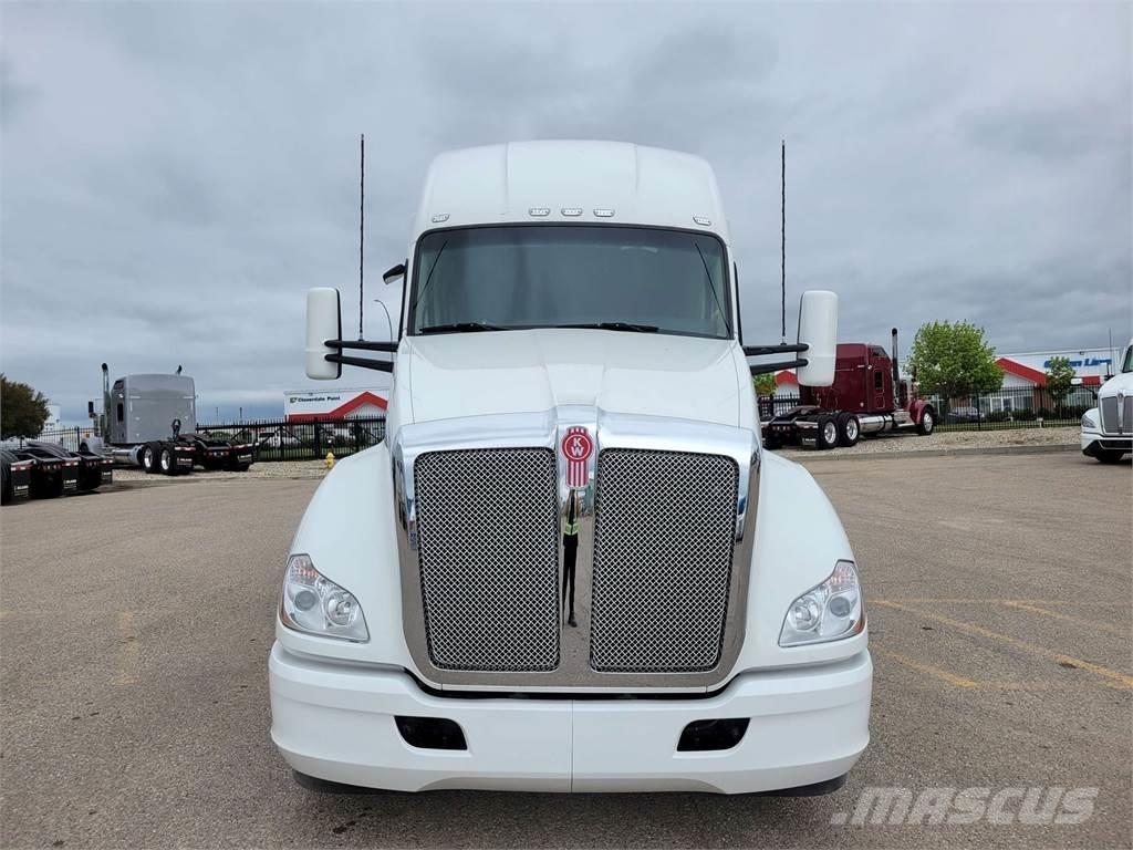 Kenworth T680 Cavalos Mecânicos