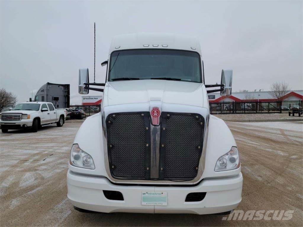 Kenworth T680 Cavalos Mecânicos